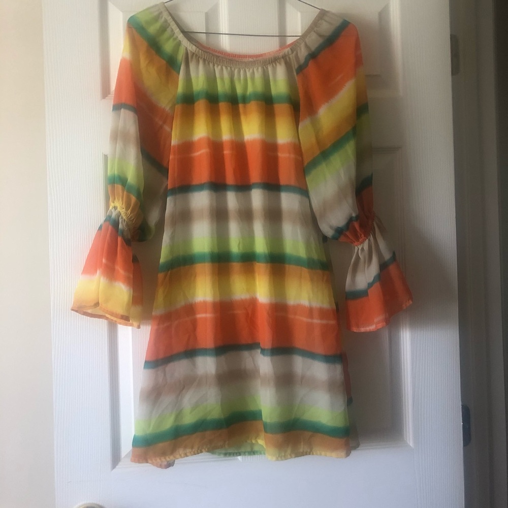 Boho style on/off shoulder dress